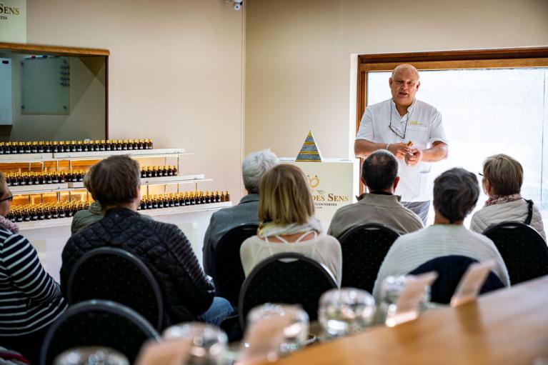 Activités de Groupes - Visites pour groupe à la Parfumerie ÔÔ Paradis des Sens à Walcourt